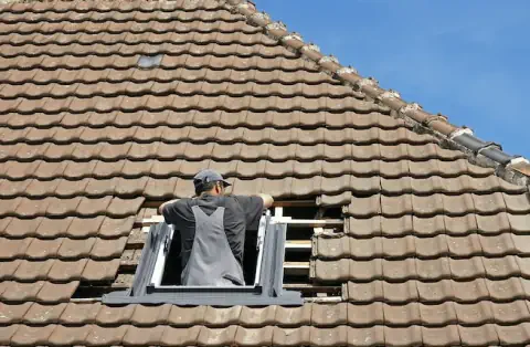 Pose de velux - Orgnac sur Vézère